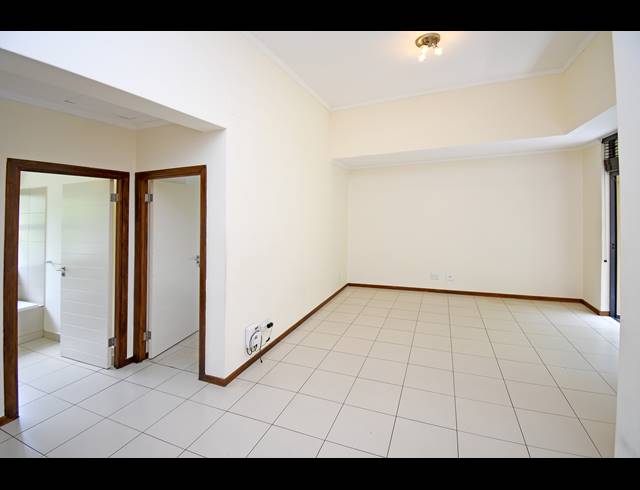 2 BEDROOM APARTMENT FOR SALE IN JACKAL CREEK GOLF ESTATE